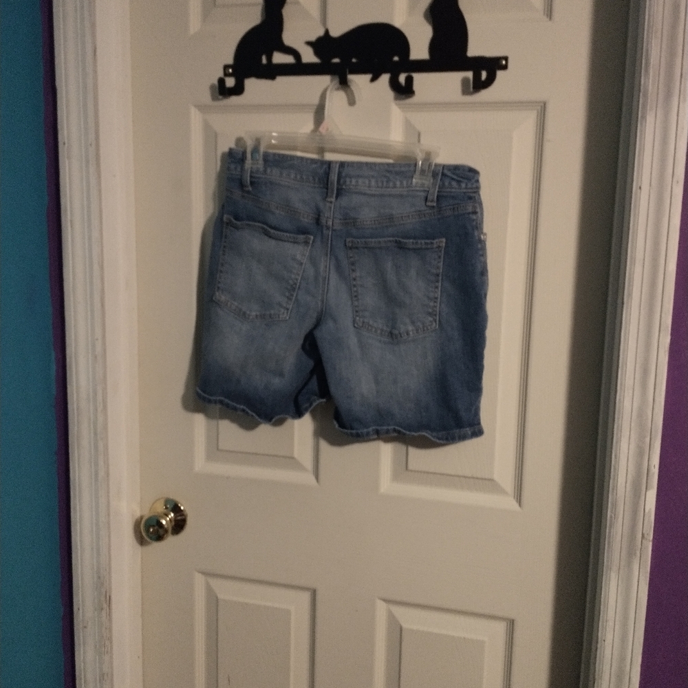 Maurice's Shorts - Picture 2 of 2